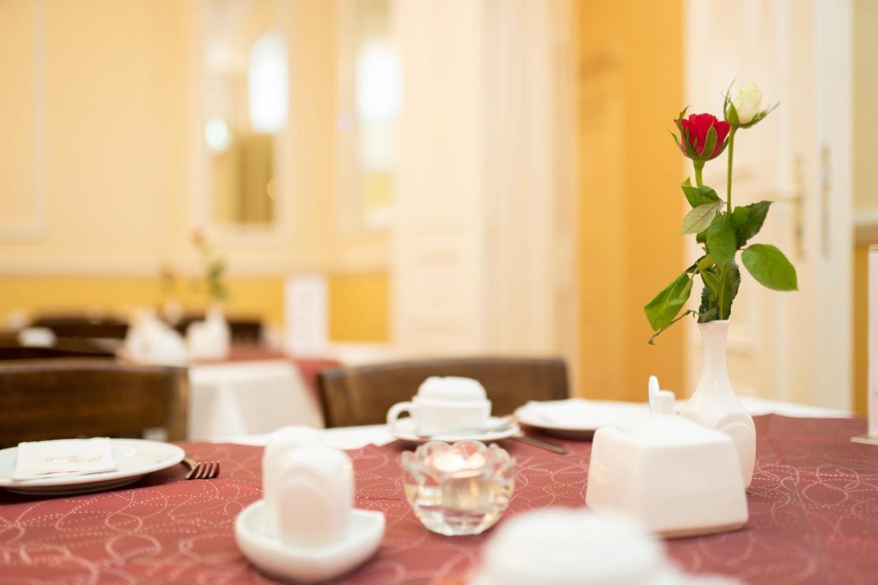 Palais Am Kleistpark Otel Frankfurt  Dış mekan fotoğraf