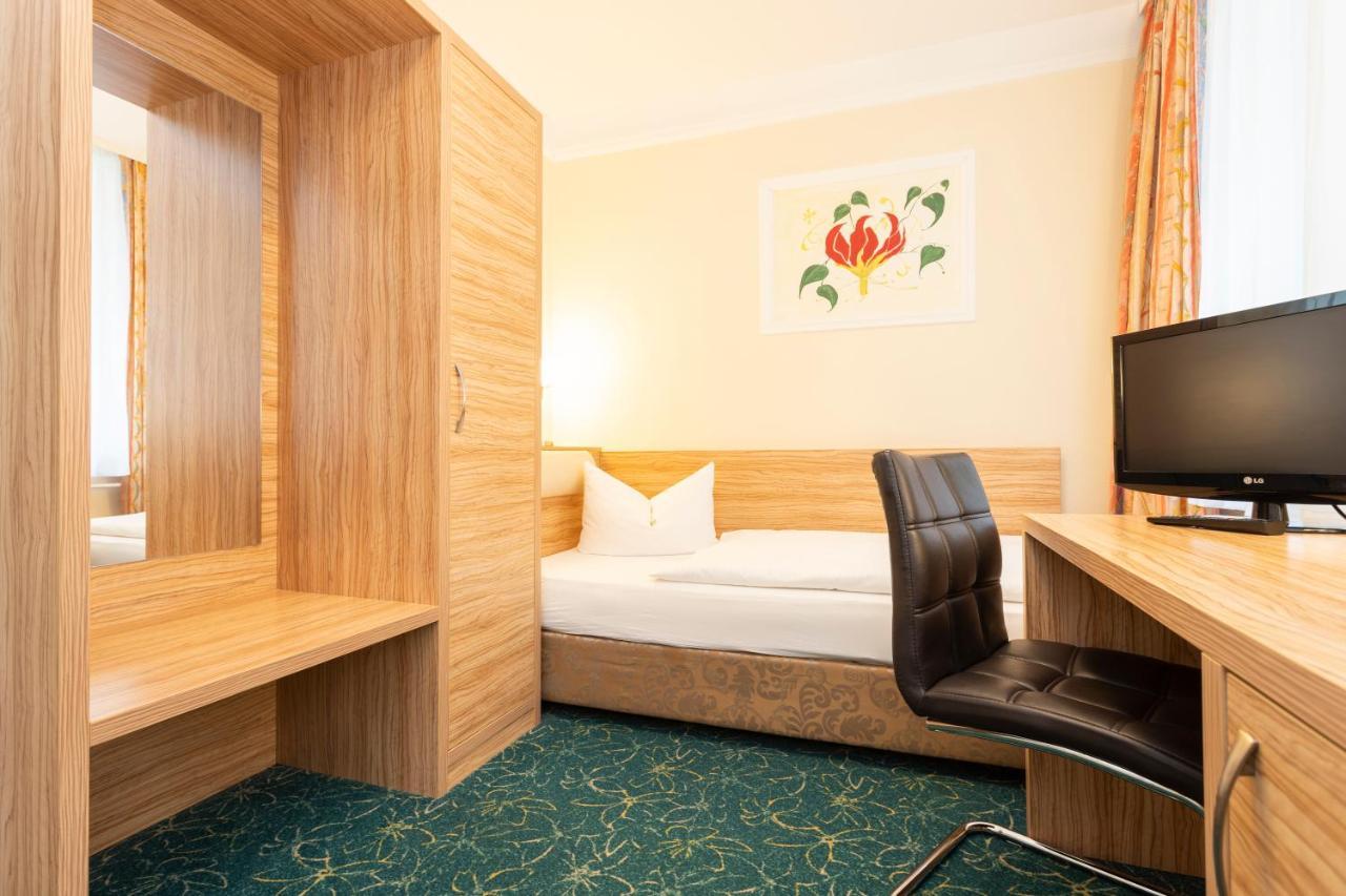 Palais Am Kleistpark Otel Frankfurt  Dış mekan fotoğraf